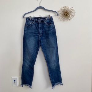 Abercrombie & Fitch High-Rise Ankle Jeans (: